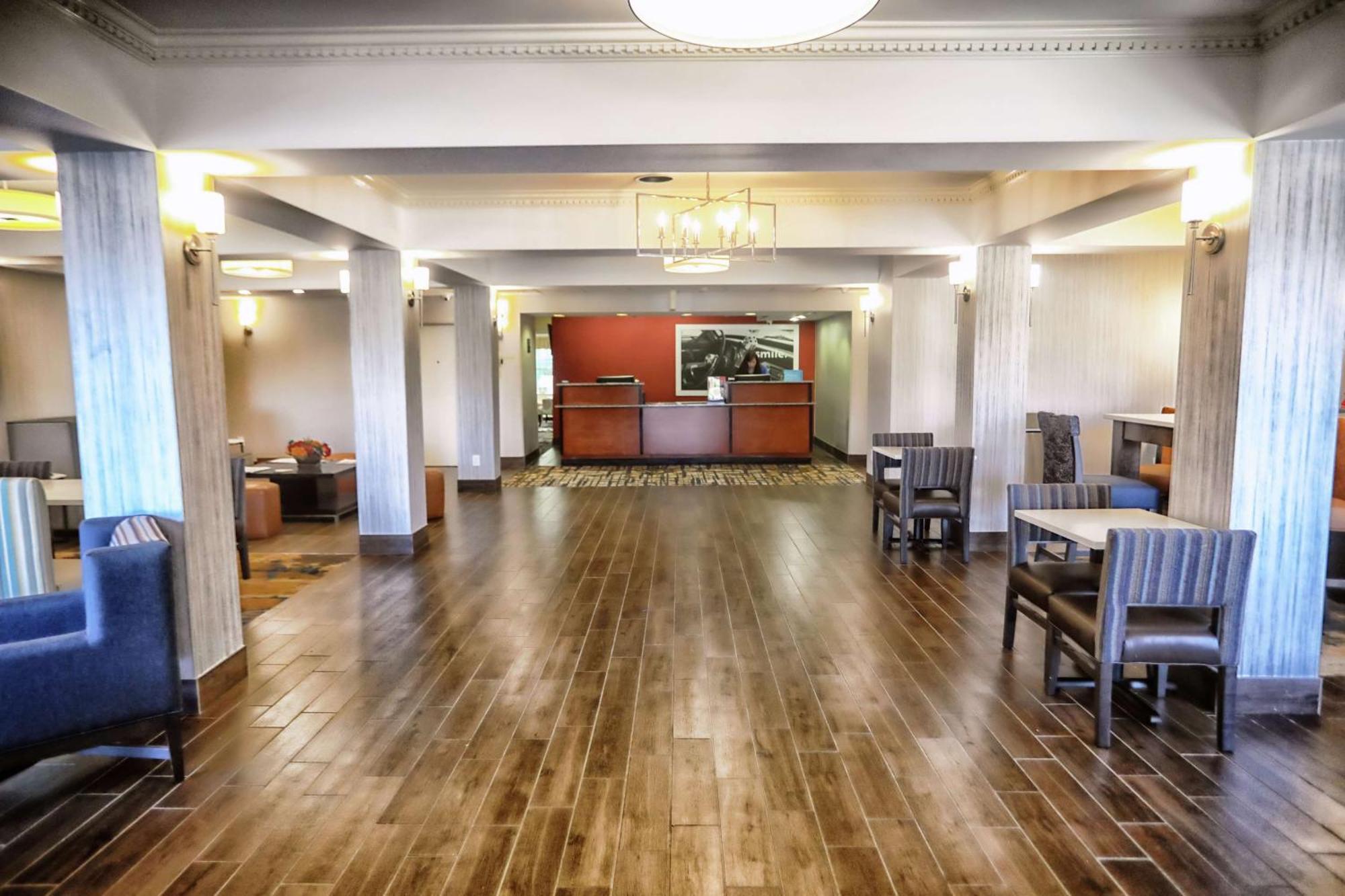 Hampton Inn Marion Eksteriør billede