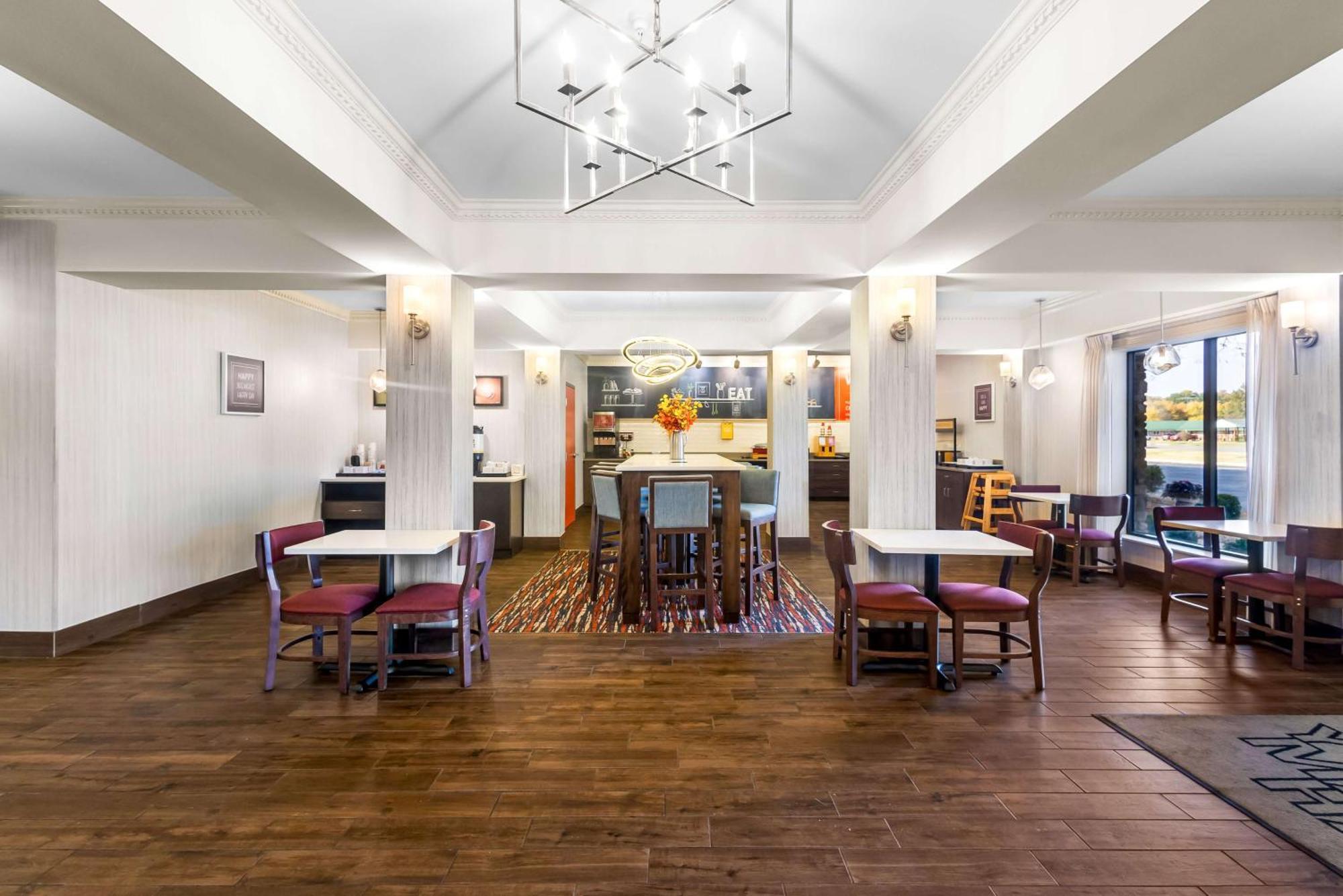 Hampton Inn Marion Eksteriør billede